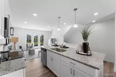 112 Canal Cottage Alley, Saint Charles, MO 63301 - Photo 9