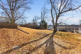 3051 St Daphne Dr, Saint Charles, MO 63301 - Photo 31