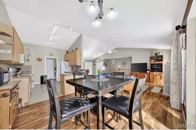 110 Matthews Drive, Wentzville, MO 63385 - Photo 15