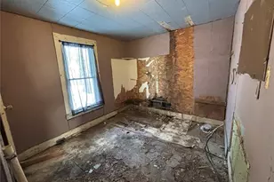 212 Division St, Hannibal, MO 63401 - Photo 9
