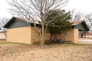 1609 Stokelan Dr, Malden, MO 63863 - Photo 3