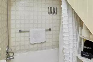 214 E 1st St, Hermann, MO 65041 - Photo 47