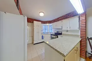 220 Habecking Dr, Saint Louis, MO 63137 - Photo 9