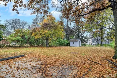 9017 Tudor Avenue, Overland, MO 63114 - Photo 25