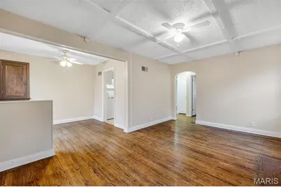 9017 Tudor Avenue, Overland, MO 63114 - Photo 5