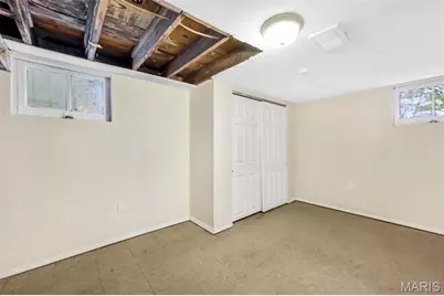 9017 Tudor Avenue, Overland, MO 63114 - Photo 23