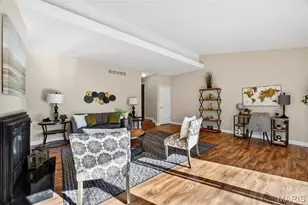 13176 Royal Pines Dr, Maryland Heights, MO 63146 - Photo 17