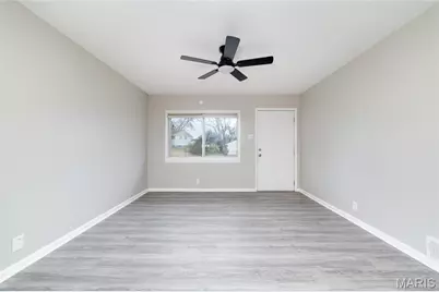241 Grampian Road, Saint Louis, MO 63137 - Photo 5