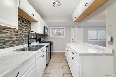 241 Grampian Road, Saint Louis, MO 63137 - Photo 11