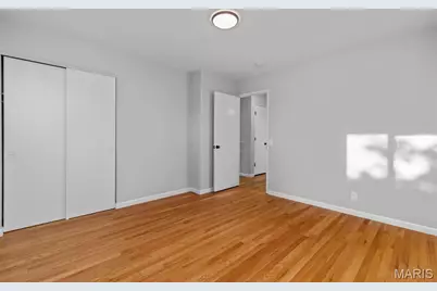 2270 Patterson Road, Florissant, MO 63031 - Photo 23