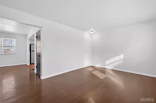 2745 Benne Dr, Florissant, MO 63031 - Photo 3