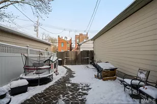 1913 Hickory St, Saint Louis, MO 63104 - Photo 41