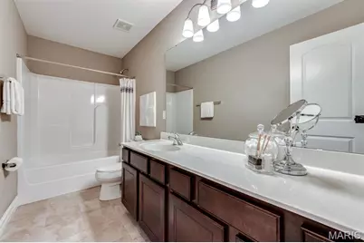 1533 Beckham Ridge Court, Saint Louis, MO 63146 - Photo 17