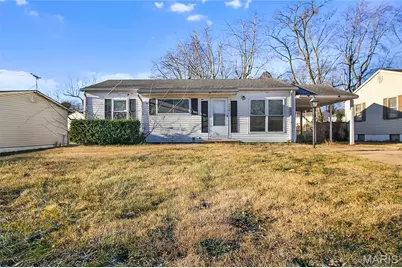1428 San Salvador Drive, Saint Louis, MO 63138 - Photo 1