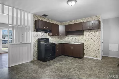 1428 San Salvador Drive, Saint Louis, MO 63138 - Photo 5