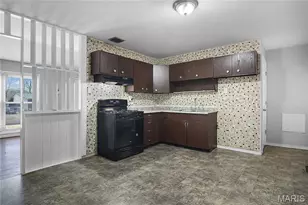 1428 San Salvador Dr, Saint Louis, MO 63138 - Photo 5