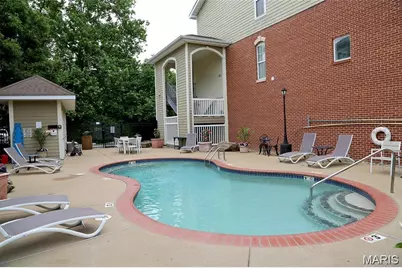 2716 McKnight Crossing Court, Saint Louis, MO 63124 - Photo 17