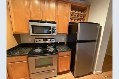 2716 McKnight Crossing Court, Saint Louis, MO 63124 - Photo 7