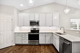 1331 Woodgrove Park Dr, O'Fallon, MO 63366 - Photo 15