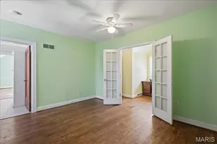 72 Bellerive Acres, Normandy, MO 63121 - Photo 33