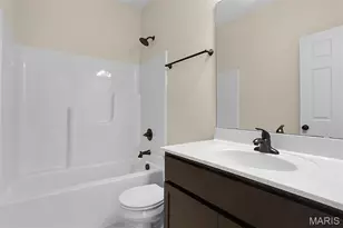 2316 Hank's Close, Washington, MO 63090 - Photo 7