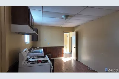 5811 Helen Avenue, Jennings, MO 63136 - Photo 11