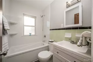 10446 St Charles Rock Rd, Saint Ann, MO 63074 - Photo 11