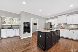 15595 Meadowbrook Cir Ln, Chesterfield, MO 63017 - Photo 21