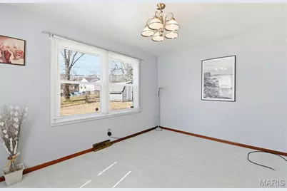 10129 Ventura Drive, Saint Louis, MO 63136 - Photo 9