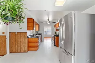 10129 Ventura Dr, Saint Louis, MO 63136 - Photo 5