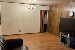 518 Banavie Dr, Saint Louis, MO 63137 - Photo 3