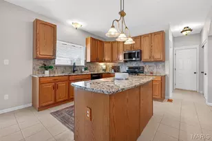 412 Scenic Dr, Saint Peters, MO 63376 - Photo 13