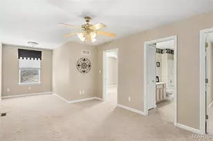 1704 Preston Centre Dr, Fenton, MO 63026 - Photo 13