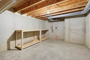 1704 Preston Centre Dr, Fenton, MO 63026 - Photo 23