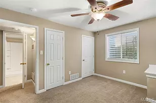 1704 Preston Centre Dr, Fenton, MO 63026 - Photo 21