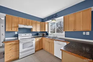 9226 Tutwiler Ave, Saint Louis, MO 63134 - Photo 7