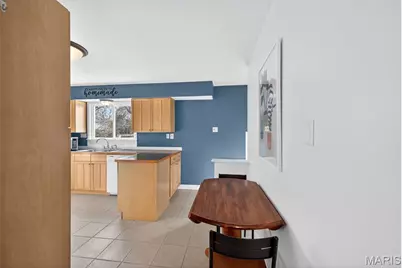 9226 Tutwiler Avenue, Saint Louis, MO 63134 - Photo 5
