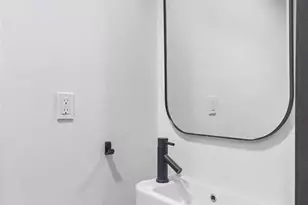 7118 Pershing Ave, University City, MO 63130 - Photo 11