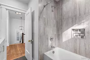 7118 Pershing Ave, University City, MO 63130 - Photo 15