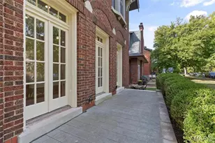 7118 Pershing Ave, University City, MO 63130 - Photo 3