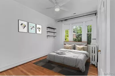 7118 Pershing Avenue, University City, MO 63130 - Photo 17