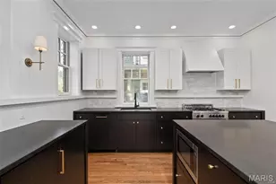 7118 Pershing Ave, University City, MO 63130 - Photo 7