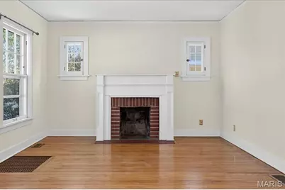 938 Hawbrook Road, Glendale, MO 63122 - Photo 3