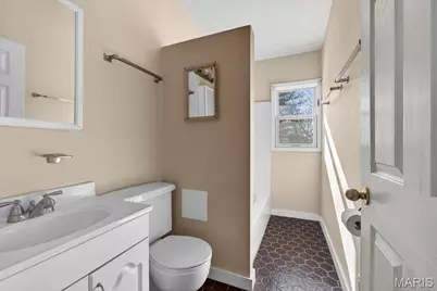 938 Hawbrook Road, Glendale, MO 63122 - Photo 15