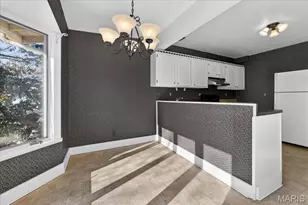 938 Hawbrook Rd, Glendale, MO 63122 - Photo 11