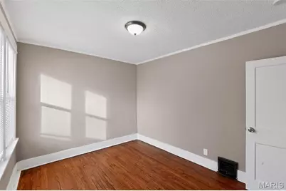 8305 Garfield Avenue, Saint Louis, MO 63114 - Photo 11