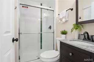 2715 Narraganset Dr, Florissant, MO 63033 - Photo 15