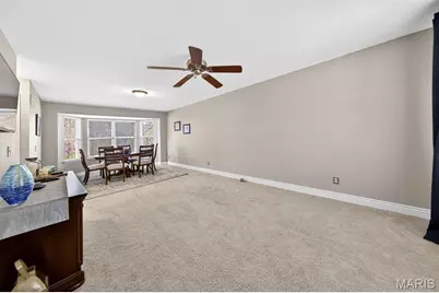 1075 Fenton Park Drive, Fenton, MO 63026 - Photo 9