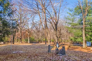 7761 Becker Rd, Saint Louis, MO 63129 - Photo 5