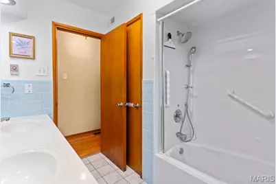 6541 Lindenwood Place, Saint Louis, MO 63109 - Photo 19